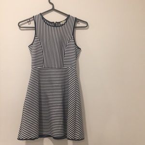 🔥navy striped bloomingdales girls dress